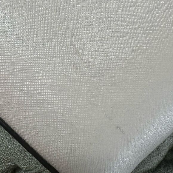 Michael Kors Jet Set Large Leather Pocket Tote - Picture 15 of 16